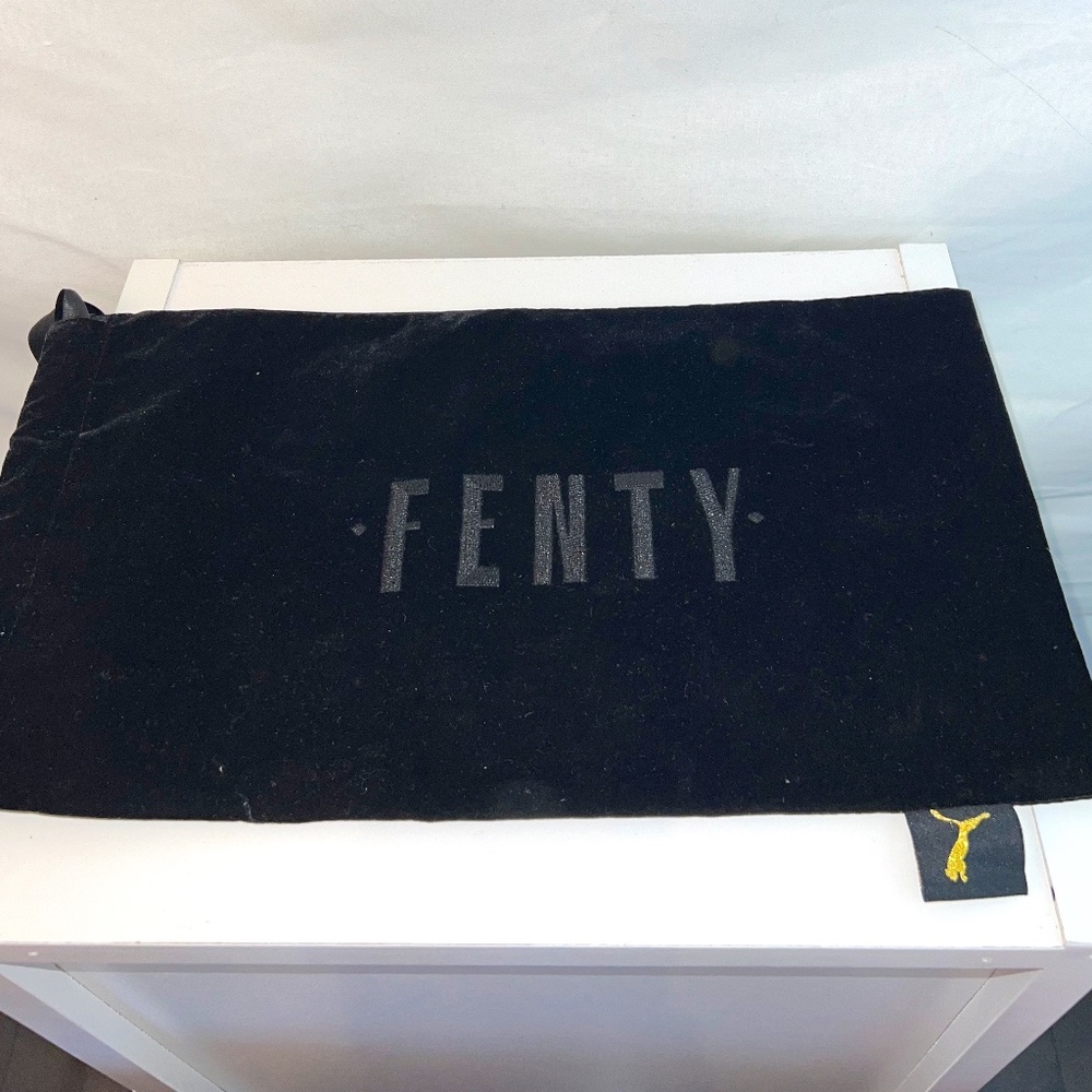 Vintage Fenty Puma Dustbag - Velvet - Brand New - Fits Slides/Sandals - Rihanna!